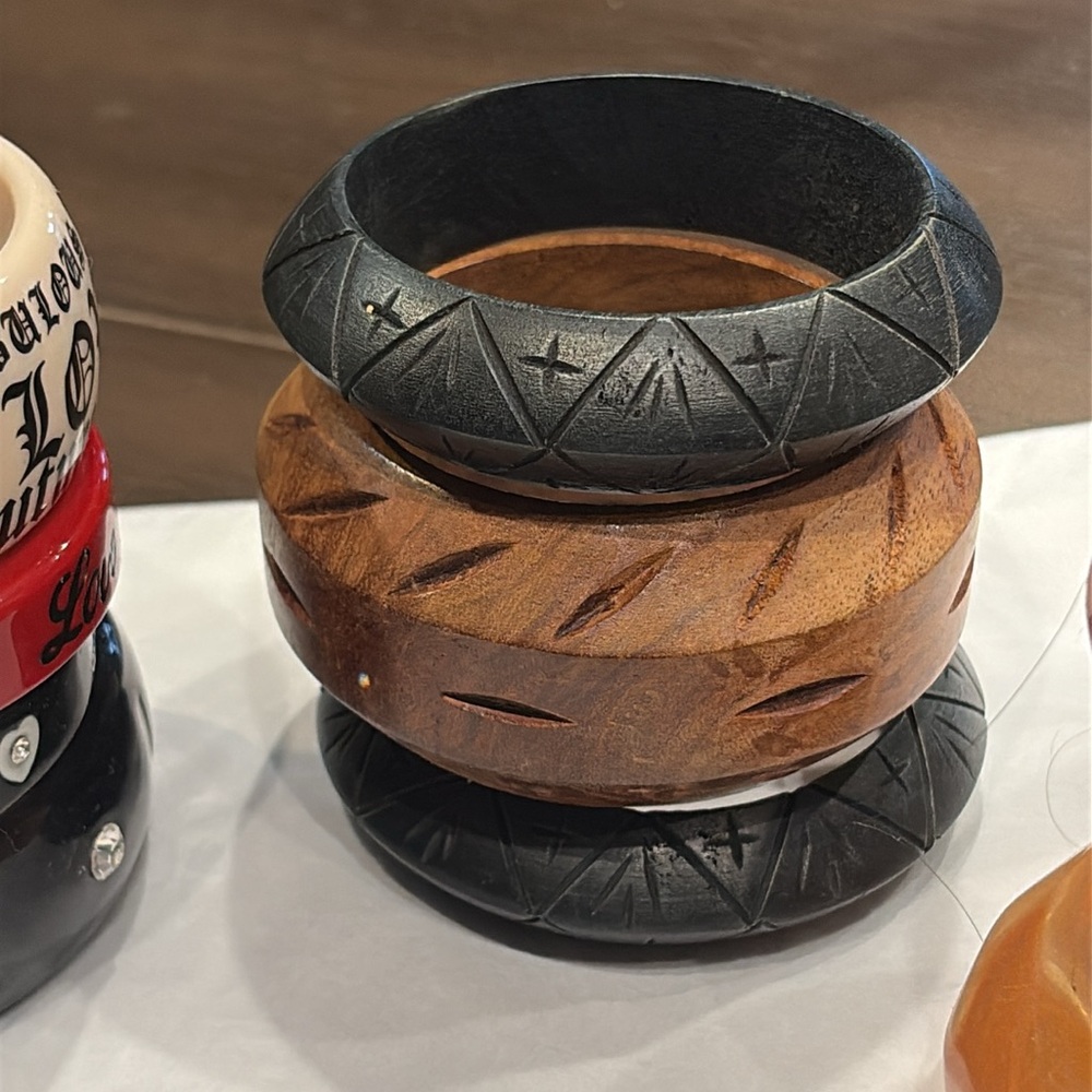 Bangles - Picture 2 of 3